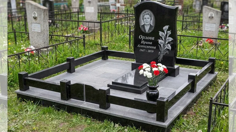 Памятник с гравировкой калл — выполненная работа «Орлова» в Новокузнецке