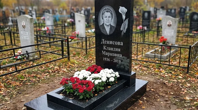 Памятник с гравировкой калл — выполненная работа «Денисова» в Новокузнецке