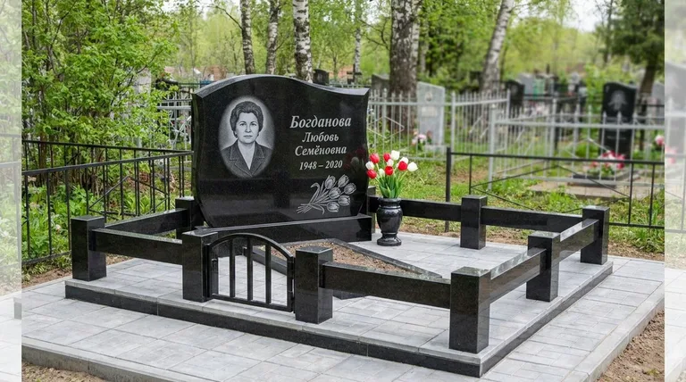 Памятник с гравировкой тюльпанов — выполненная работа «Богданова» в Новокузнецке