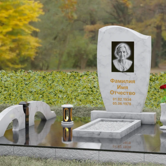 Гранитный вертикальный памятник без креста в Мурманске, мрамор Тассос, вид 4