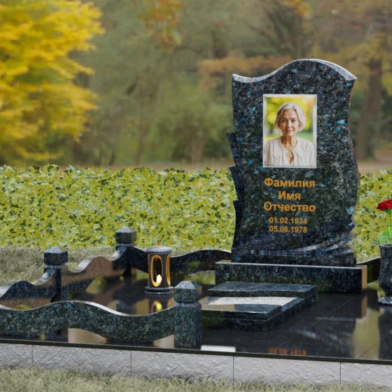 Гранитный вертикальный памятник в Красноярске, гранит Блю Перл, вид 4