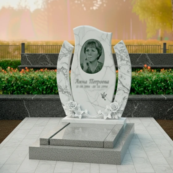 Комбинированный памятник вертикальный в Рязани, мрамор Тассос