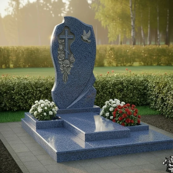 Элитный православный памятник с крестом во Владивостоке, гранит Блю Перл