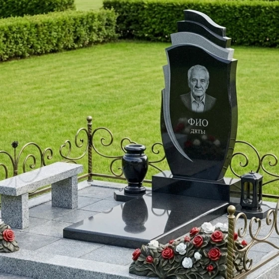 Мемориальный комплекс из гранита и металла в Норильске, гранит Габбро-диабаз