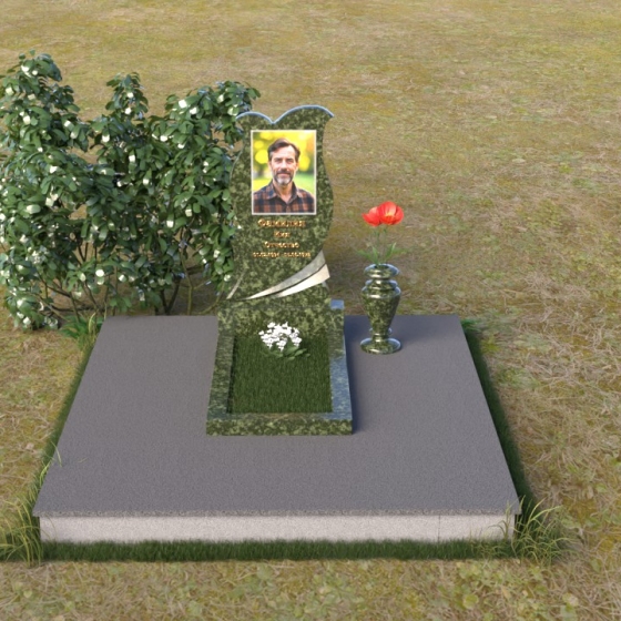 Памятник вертикальный из гранита Балтик грин в Барнауле, гранит Балтик грин, вид 3