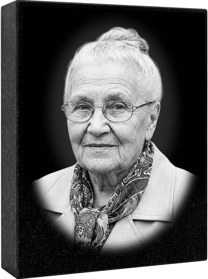Подготовили портрет под гравировку